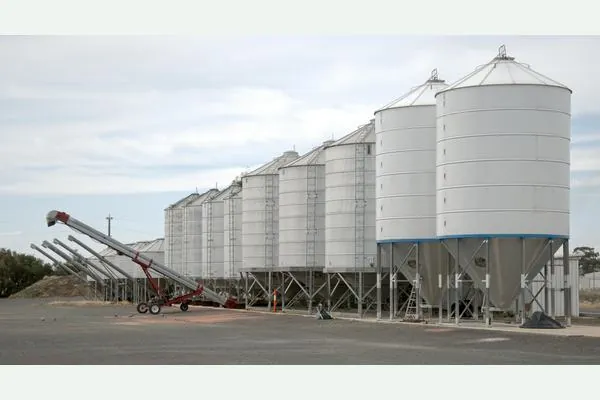 Modern grain silos and feed plant