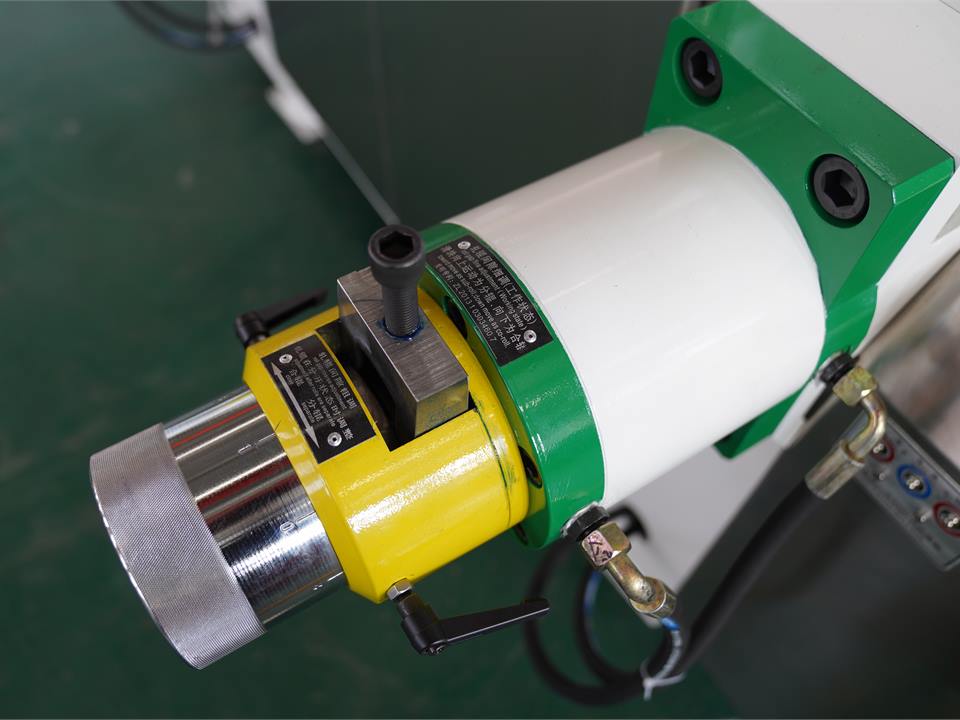 Adjustment end detail