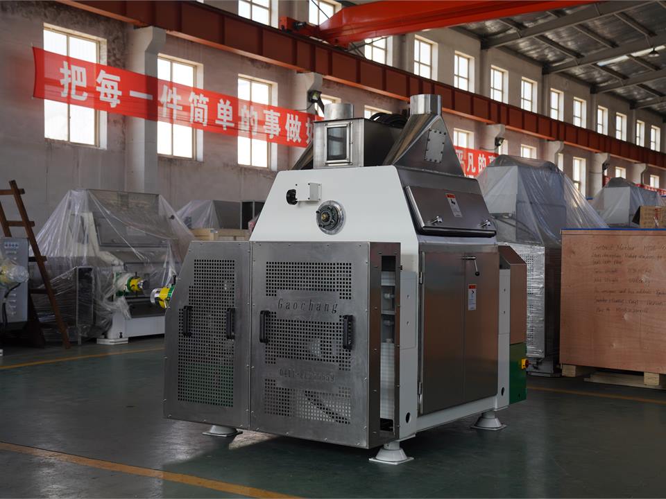 FO6100 machine angle view B